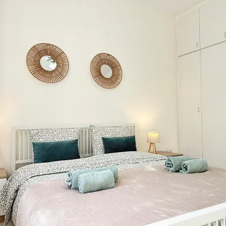 Sun Julz Byzantium Gardens- 1 Bedroom شقة *